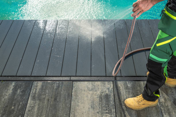 Best Deck Cleaning Services  in Belgium, WI